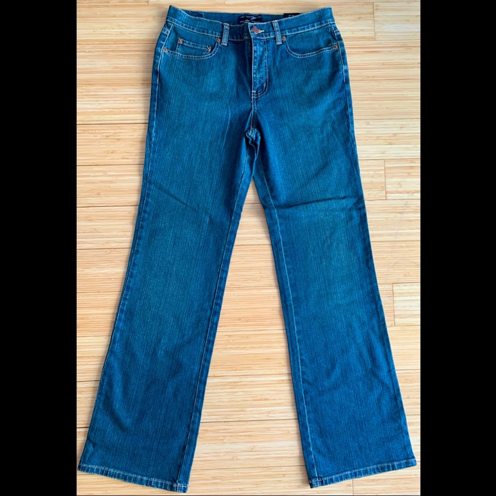 New York & Company | Women’s Bootcut Stretch Jeans Size 8 NWT
